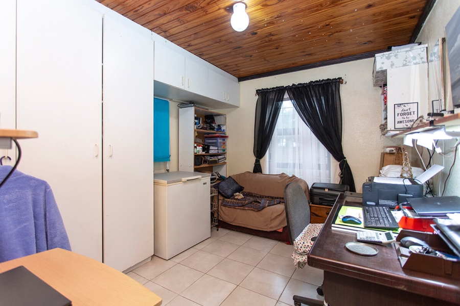 3 Bedroom Property for Sale in Bothasig Western Cape